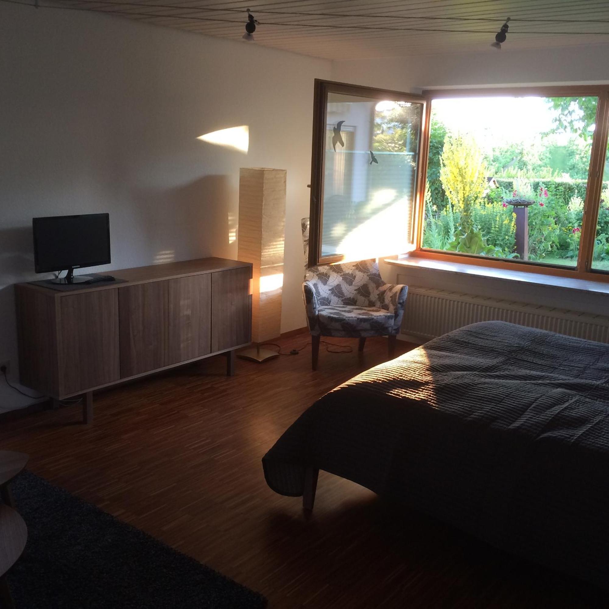 Ferienwohnung Bluetenweg Kluftern ฟรีดริชส์ฮาเฟน ภายนอก รูปภาพ